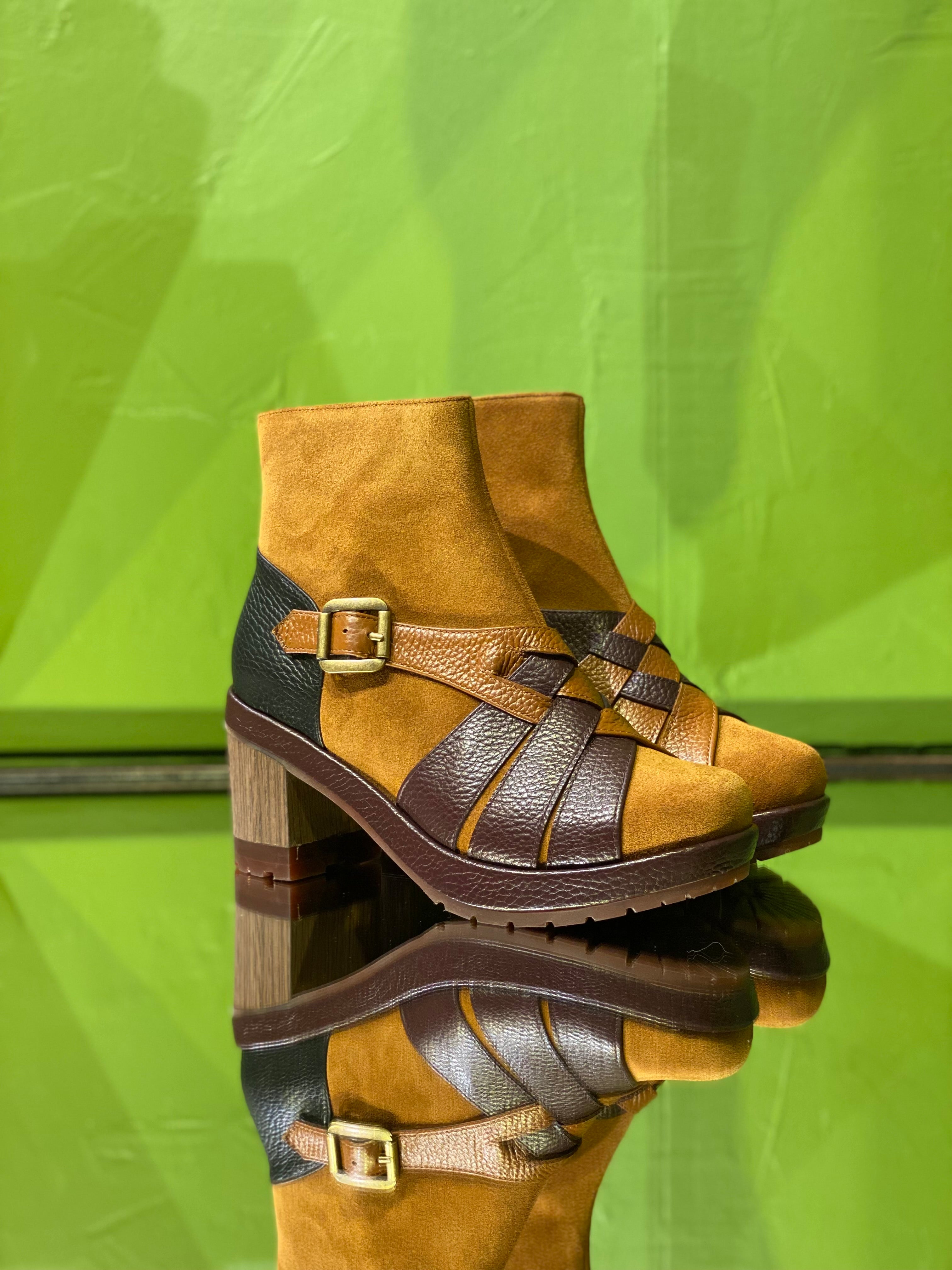 KR1801 opt.13 Cognac Red multi w/ rubber sole