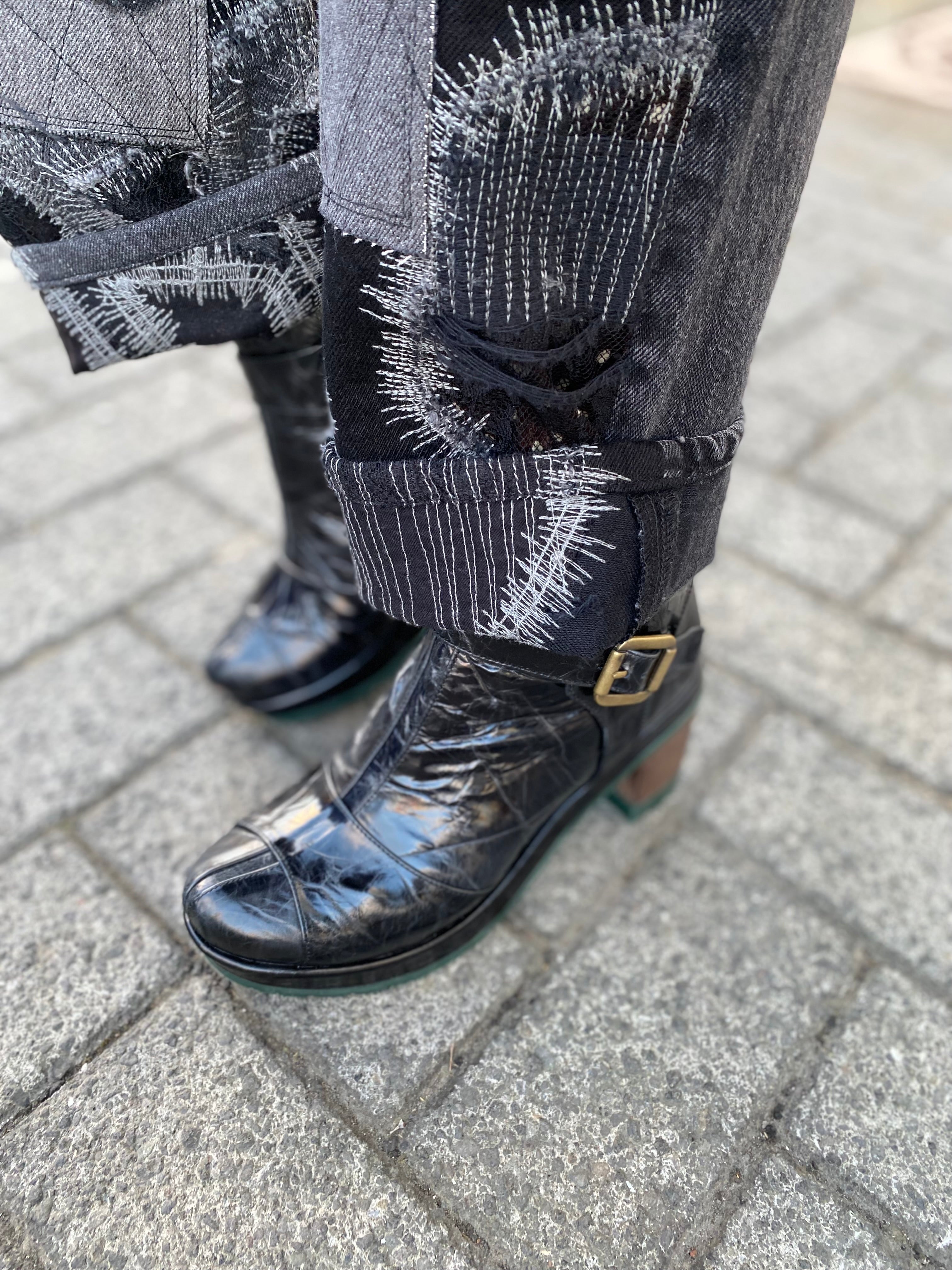 KR1904 black