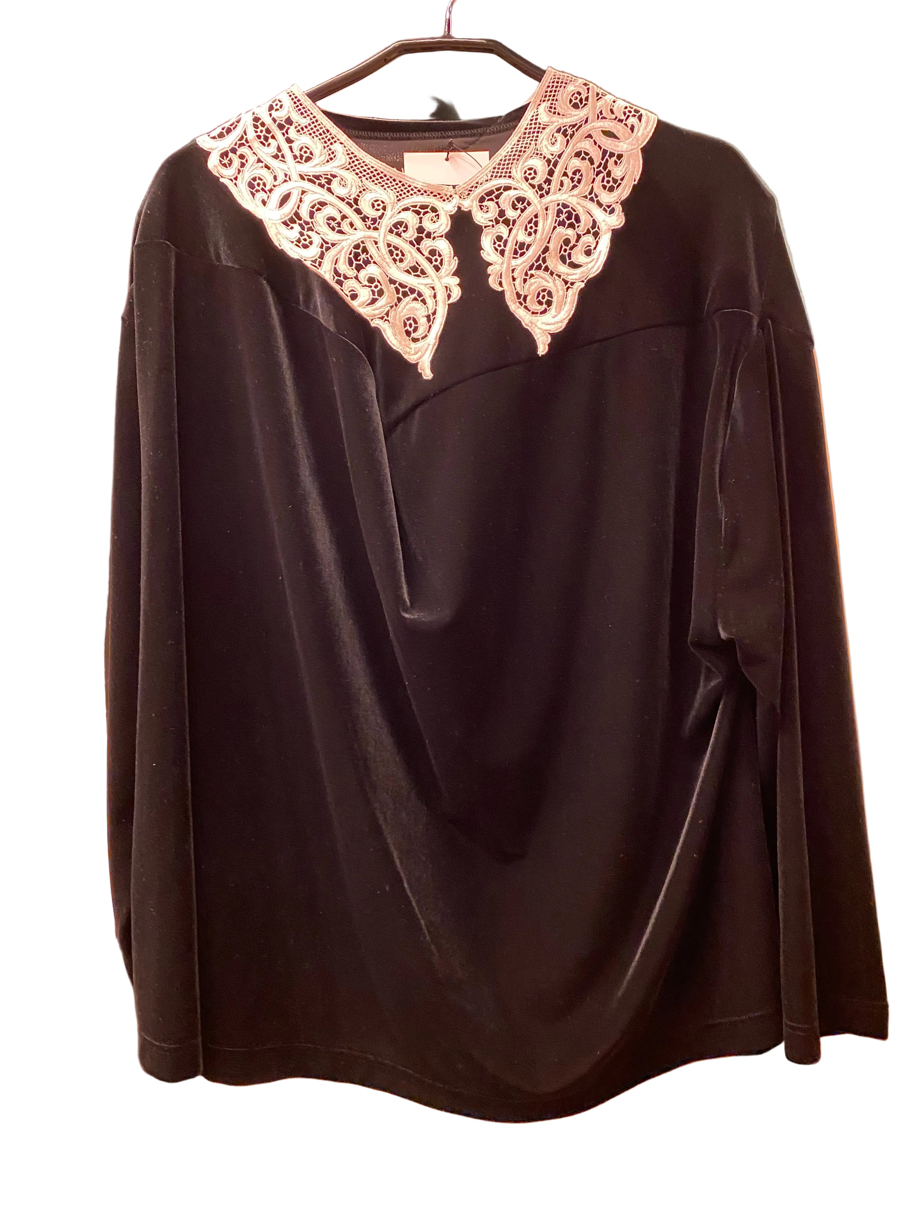 Junya Watanabe Top black with white lace collar