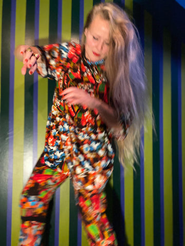 BIG Tee Song of Happiness