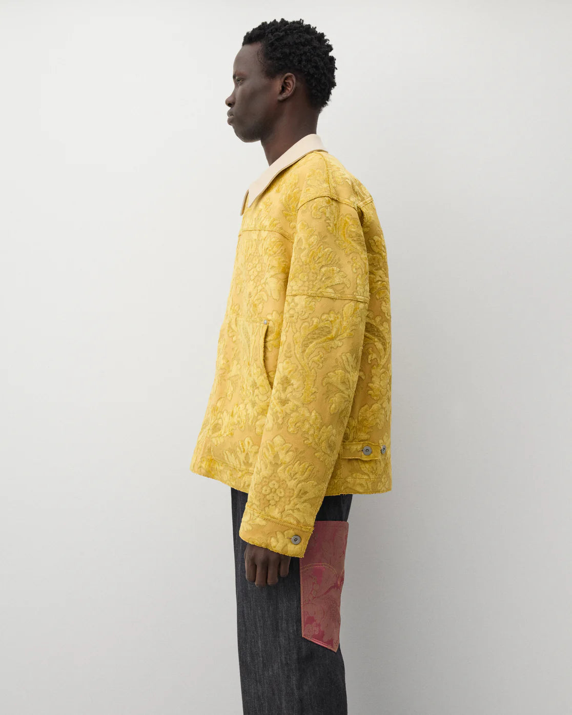 Side worn
Junya Watanabe Man Floral Pattern Jacket in yellow shown from the side