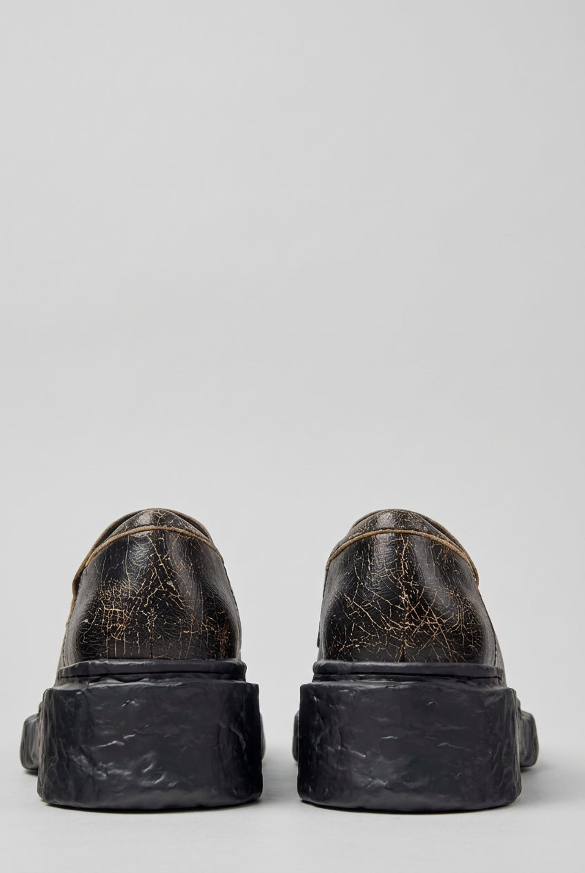 Rear view of CamperLab Tormenta black and brown leather sneakers