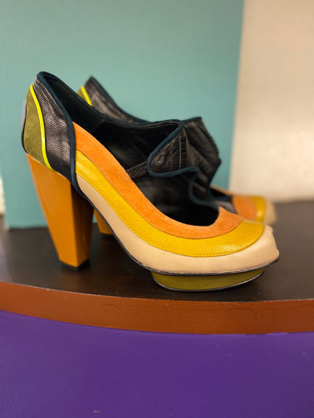 KR35 black/beige/yellow