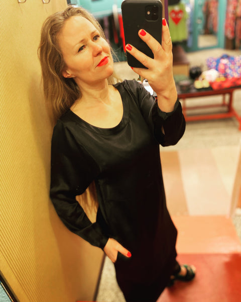 Dress 7- Silksatin BLACK