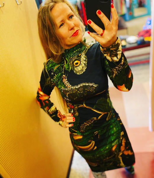Dress 532 - Family bug