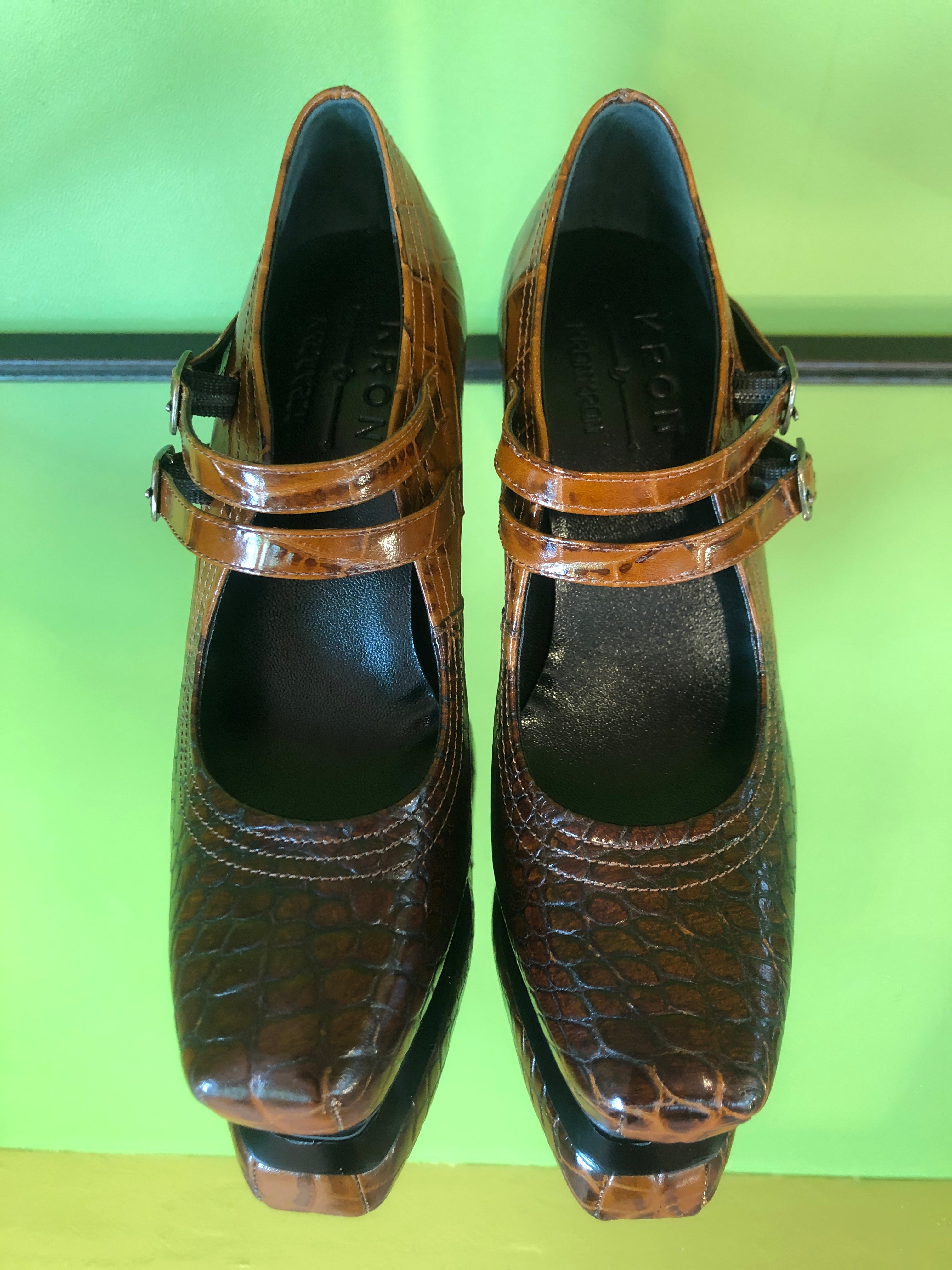 KR2007-1307 Opt 4 brown