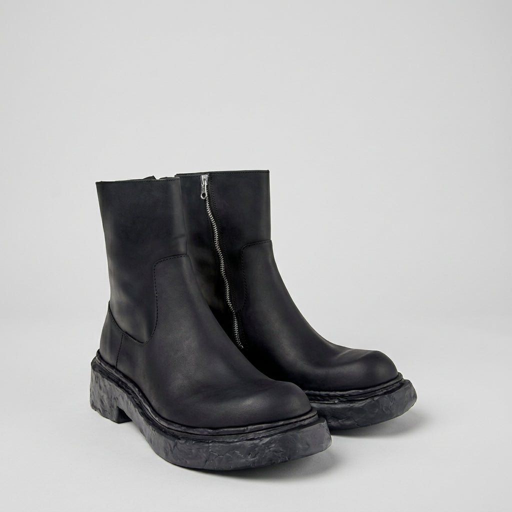Camper Lab Vamonos Black Nubuck Ankle Boots