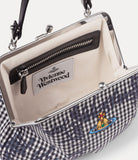 Granny Frame Purse