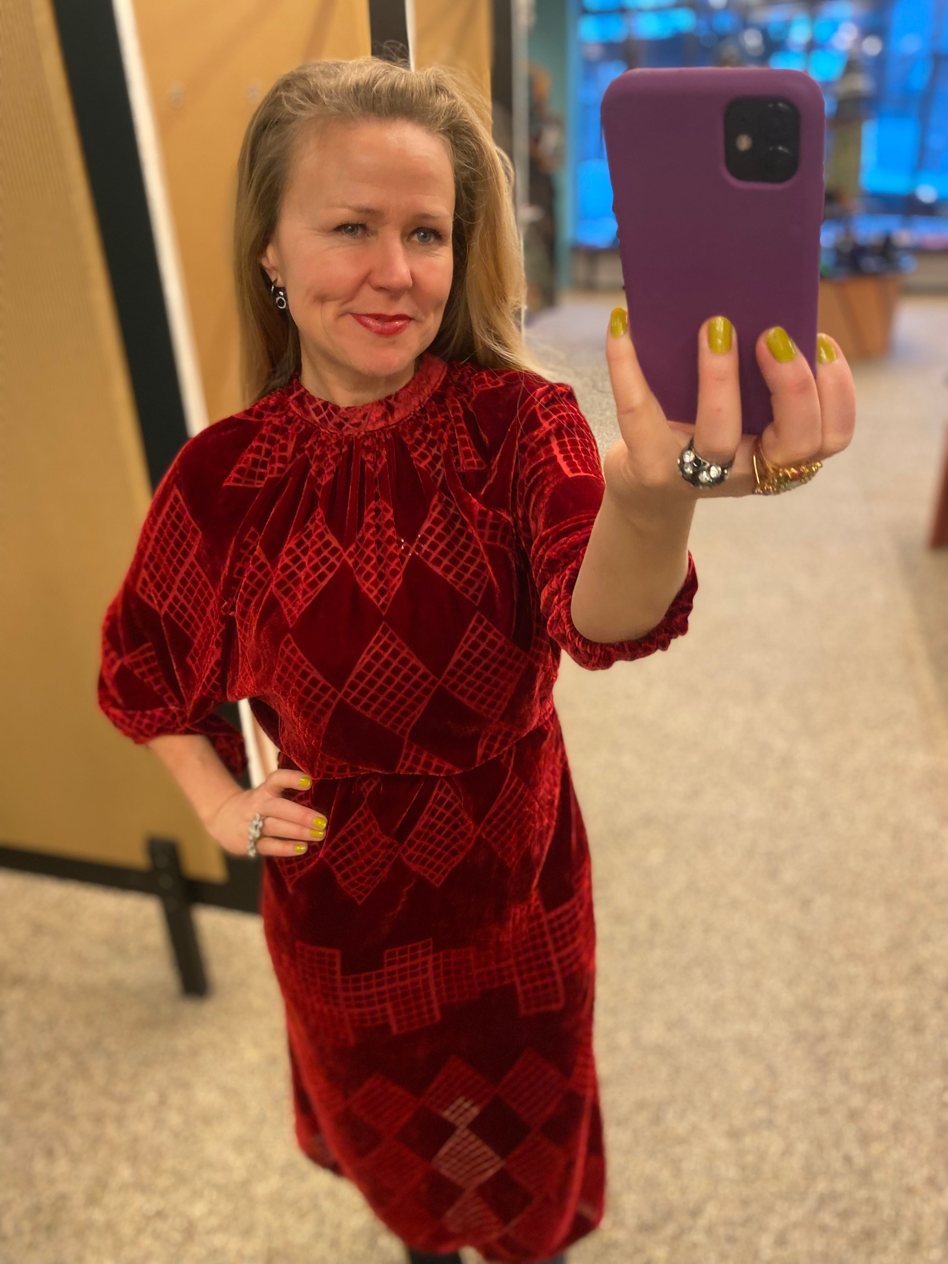 Ursula Red