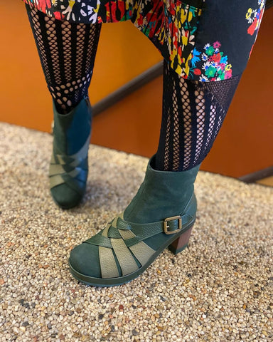 KR1801 opt.12 Green rubber sole