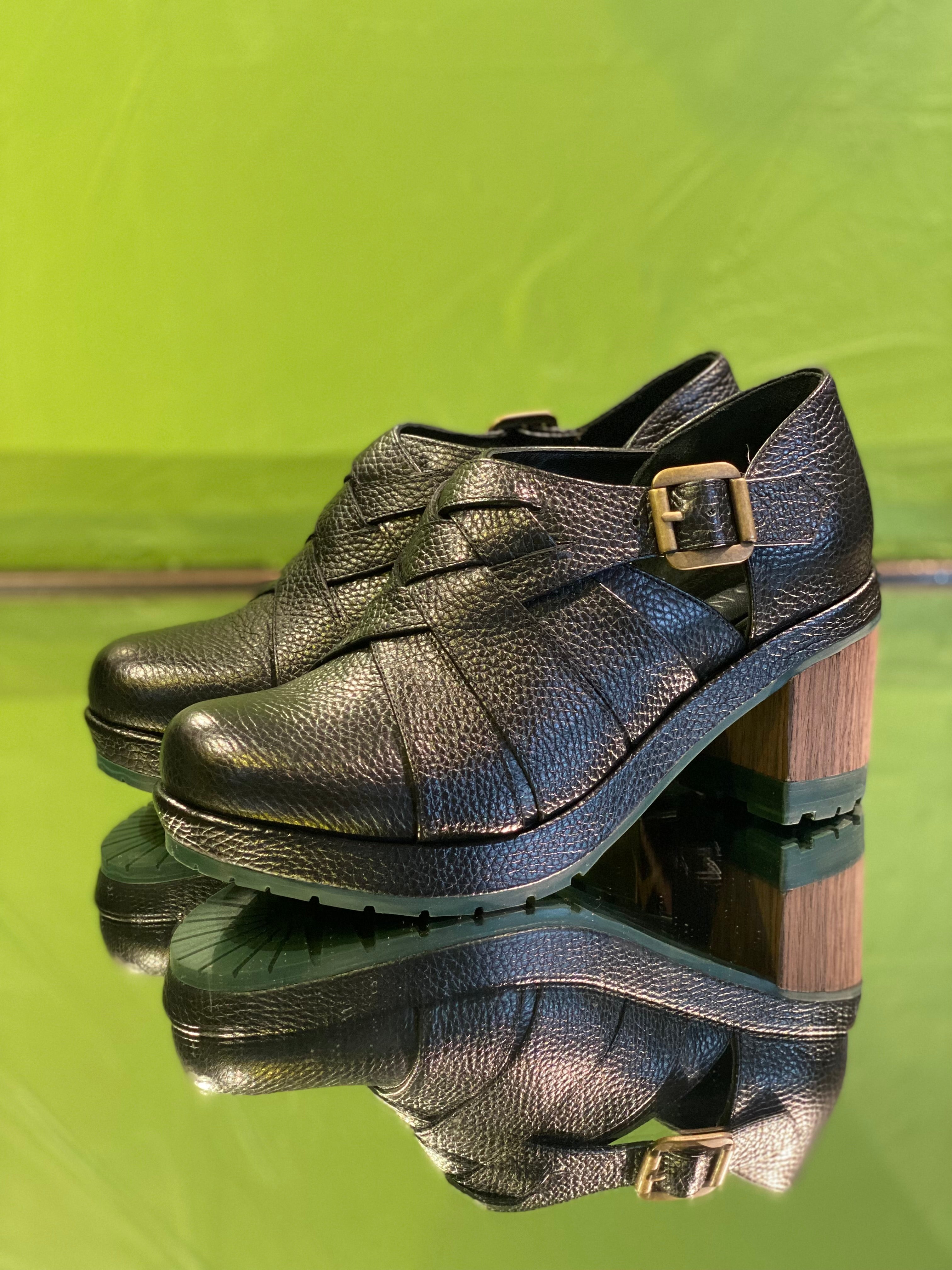 KR1901 black