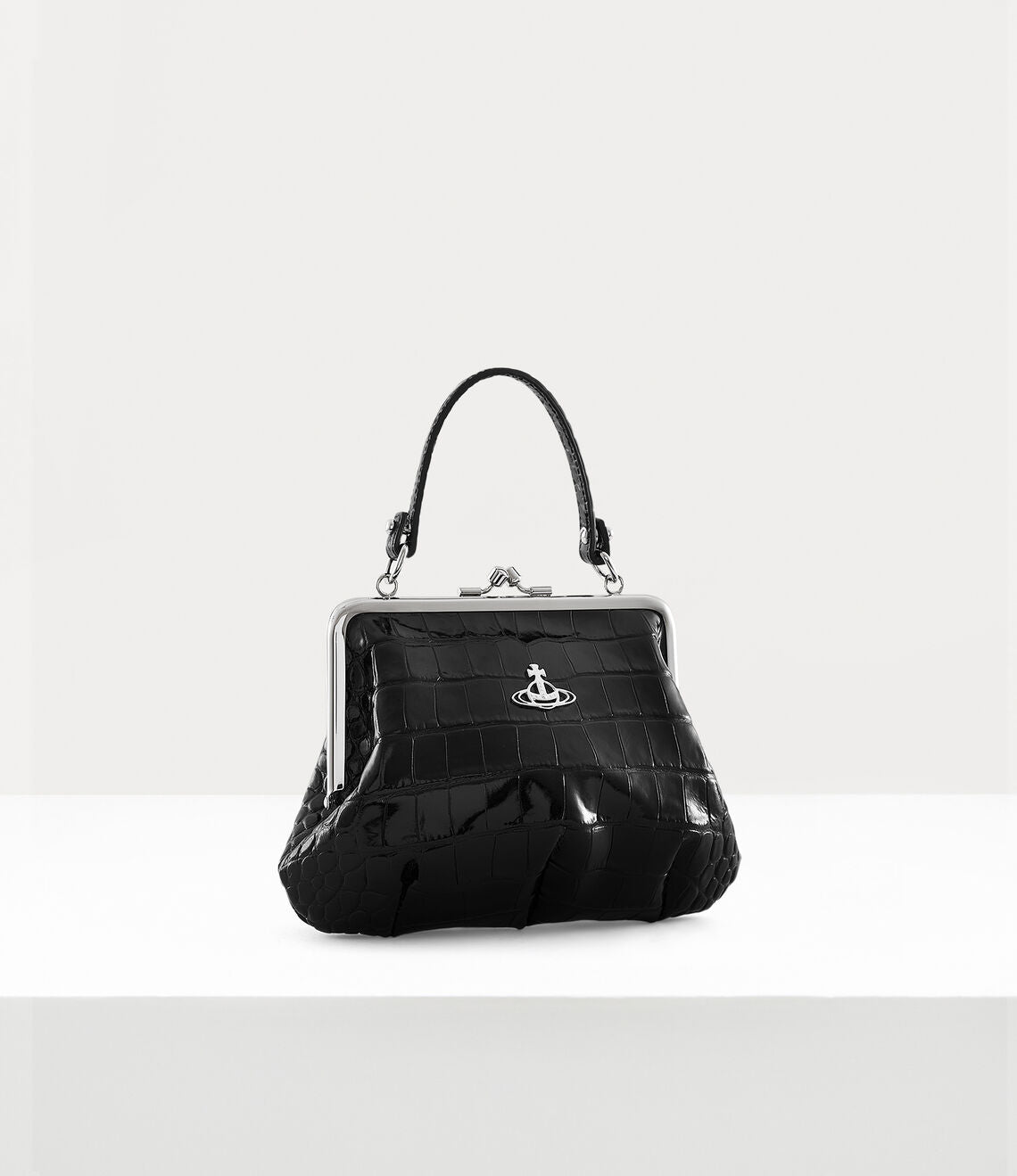 Granny Frame purse Black embossed