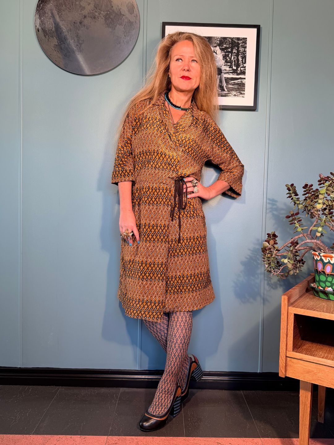 Rimini Sporrof Gold silk dress by Kron by Kronkron showing relaxed midi fit, three-quarter sleeves and geometric print
