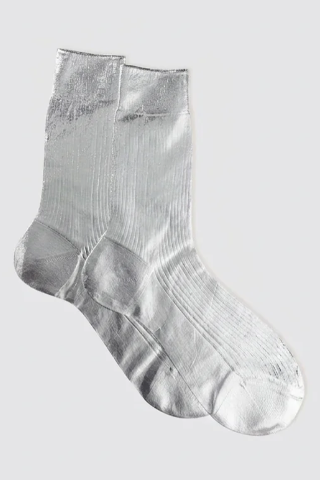 Maria La Rosa One Ribbed Laminated Silver silk socks with a ribbed texture and metallic finish