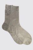 Maria La Rosa One Ribbed Laminated Grey silk socks with a ribbed texture and metallic finish
