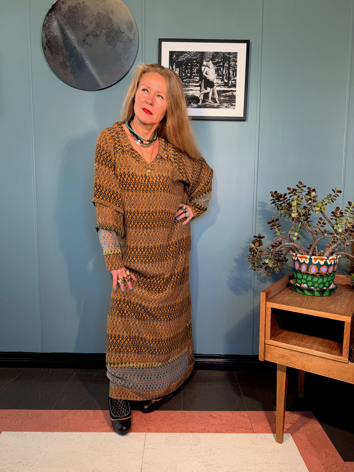 Front view of Andrilla silk dress in Sporrof Brown & Blue showing the long A-line silhouette, relaxed sleeves and contrasting blue silk details