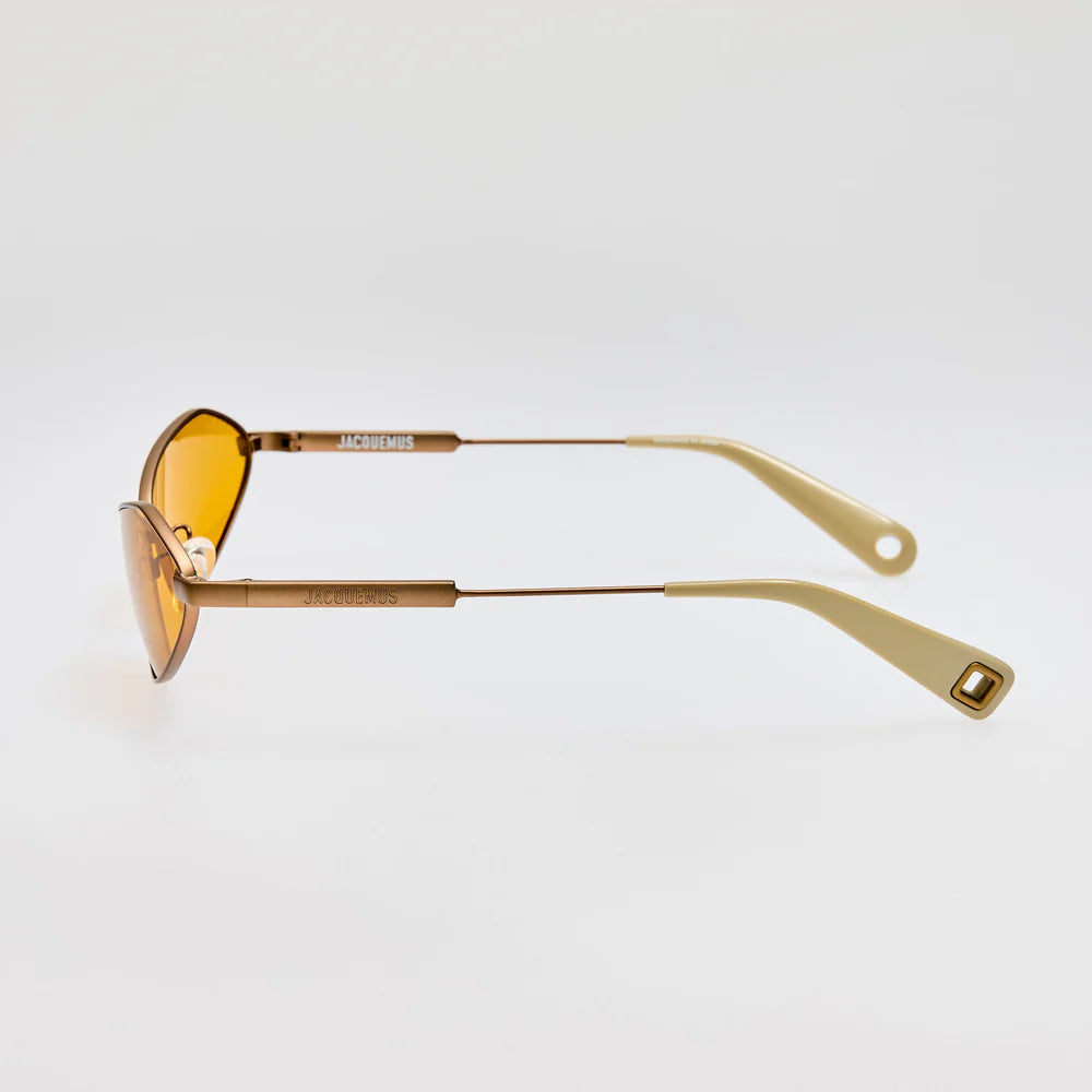 Jacquemus Bambino Sunglasses – Matt Putty and Amber