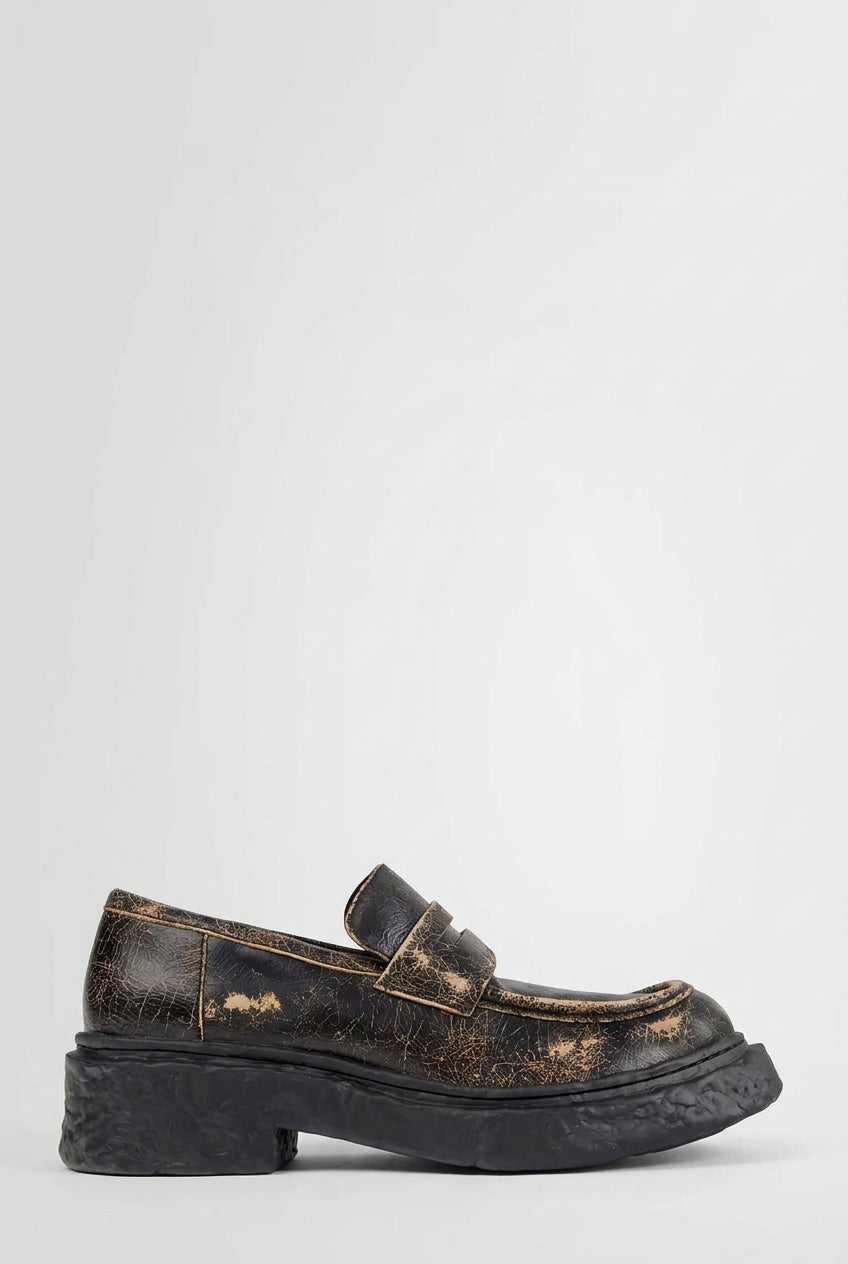 Side view of CamperLab Tormenta black and brown leather sneakers