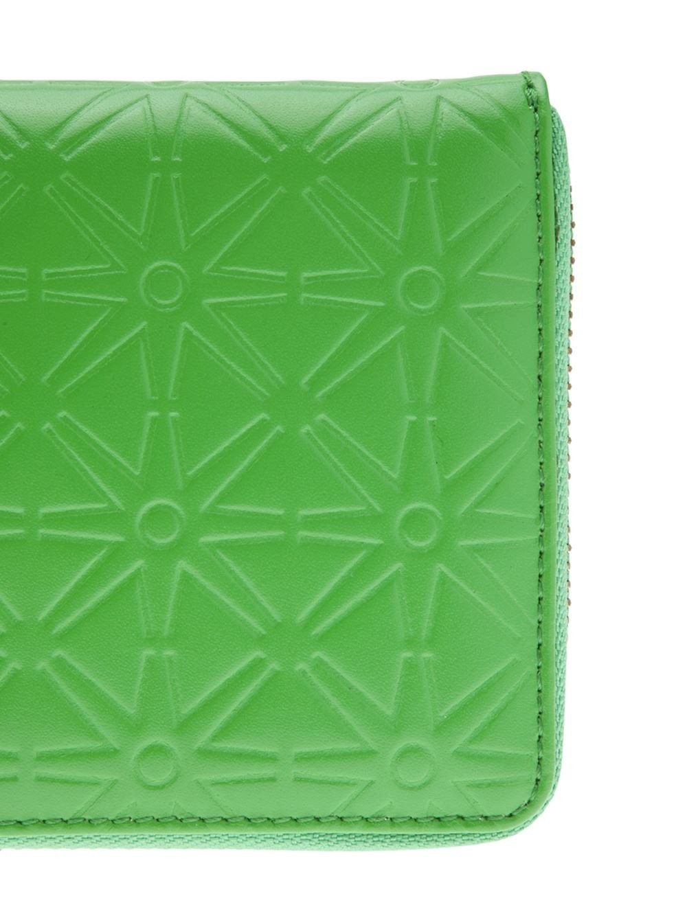 Embossed leather line  (Green SA2100E A)