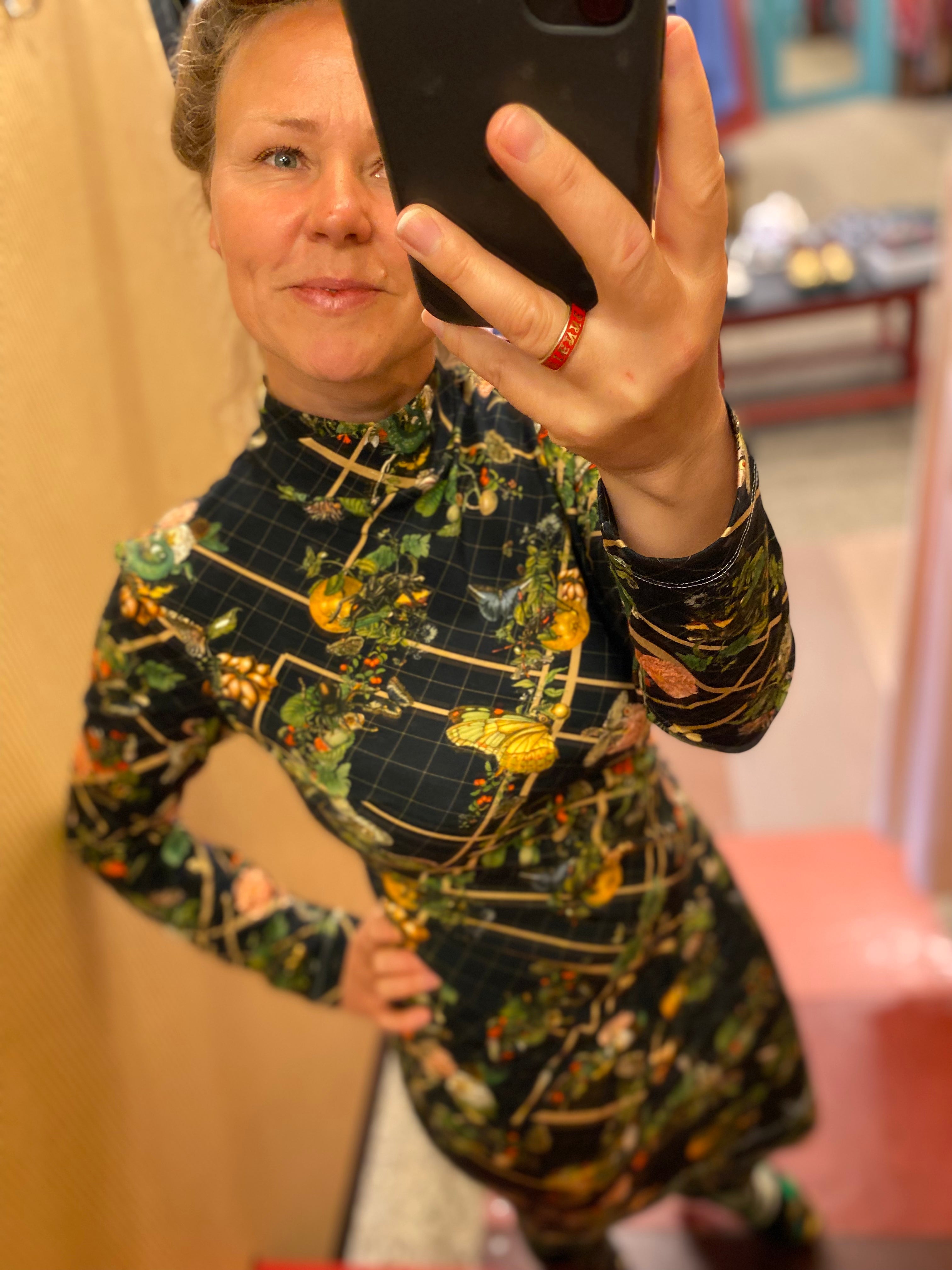 Dress 532 - House of bug black