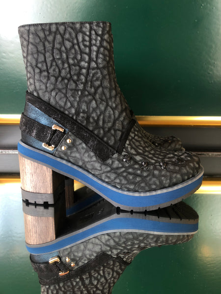 KR1803-2007 opt.5 Blue platform