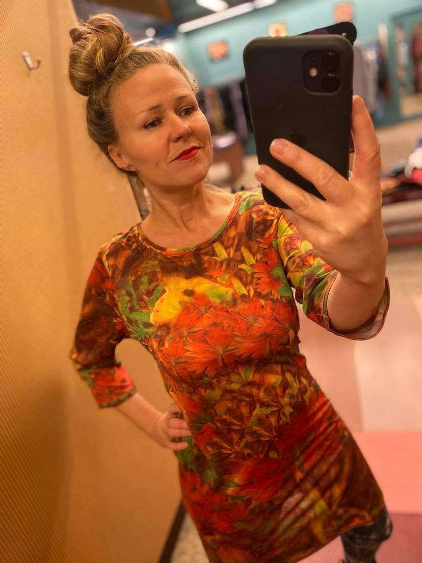 806 opt.1 Silk Jersey long tee shirt orange is the new black