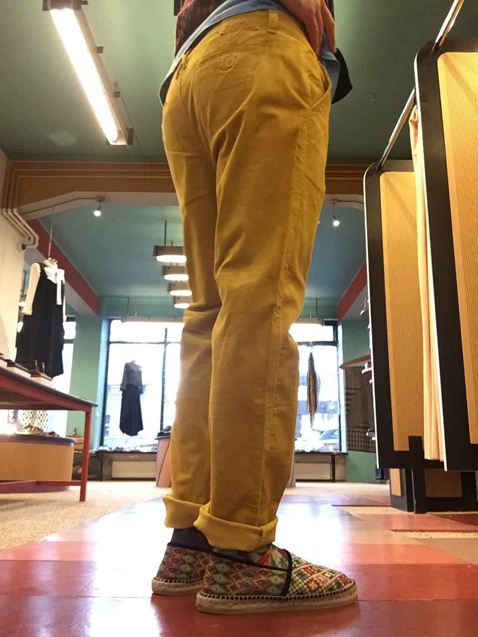 NÄVÏA - Chinos or Japons mutard yellow